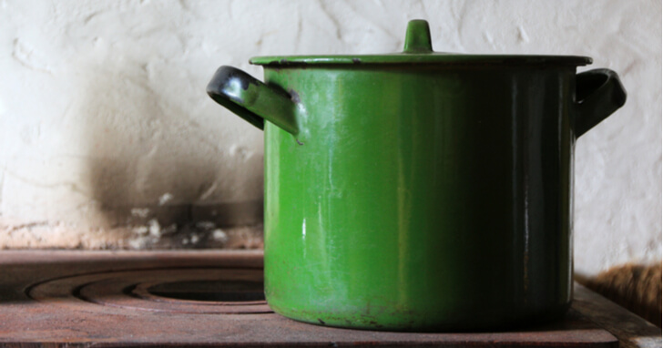 緑のホーロー鍋